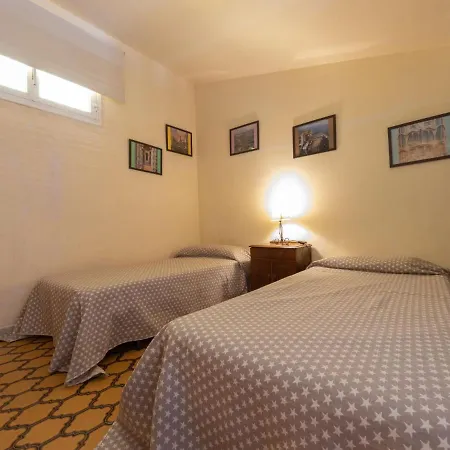 Сasa de vacaciones By Interhome *