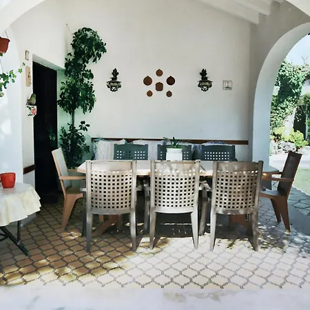 By Interhome Ferienhaus *